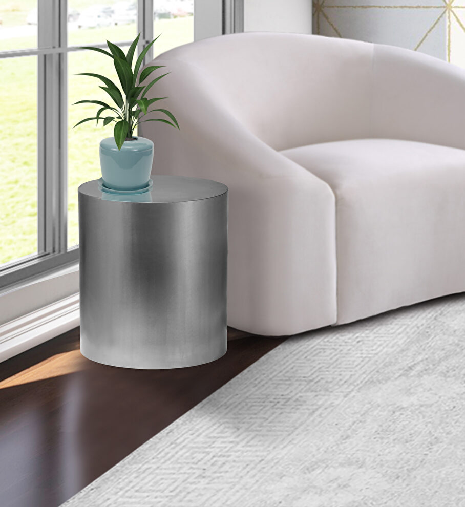 Round cylinder silver contemporary end table by Meridian