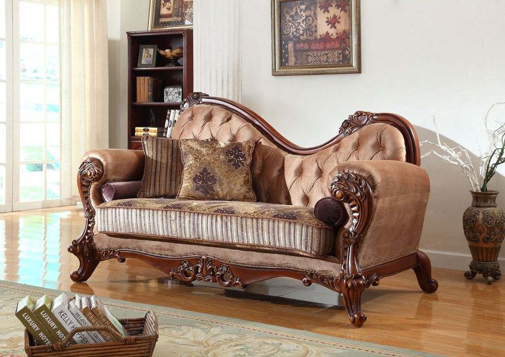 Traditionally styled chaise by Meridian