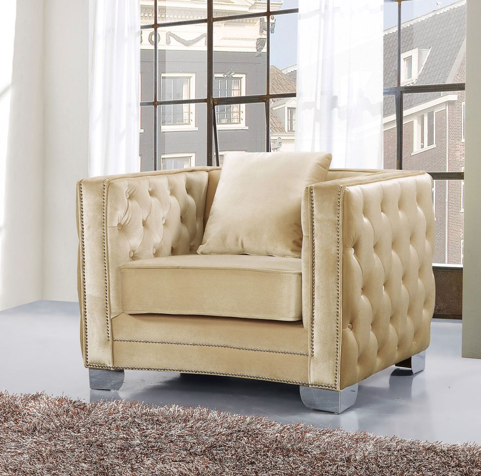 Beige velvet tufted buttons design chair by Meridian