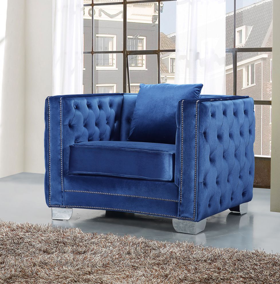 Blue velvet tufted buttons design chair by Meridian