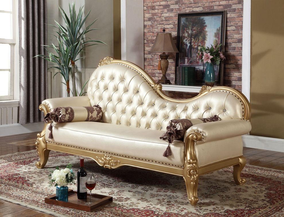Peal leather classical traditional chaise by Meridian