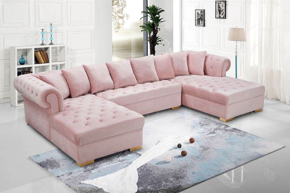 2-chaise 3pcs sectional in pink velvet by Meridian