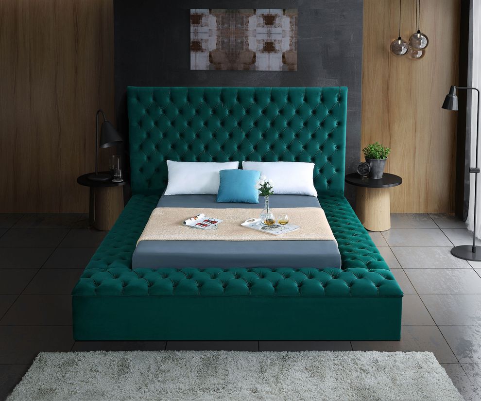 Green velvet tufted full bed w/ storage by Meridian