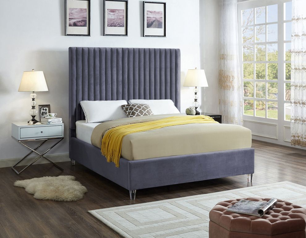 Modern gray velvet fabric king bed w/ platform by Meridian