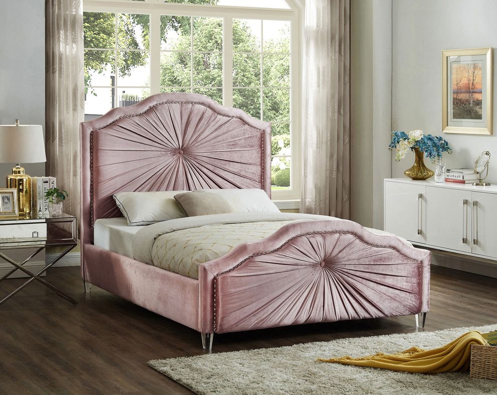 Contemporary platform full bed in pink velvet by Meridian