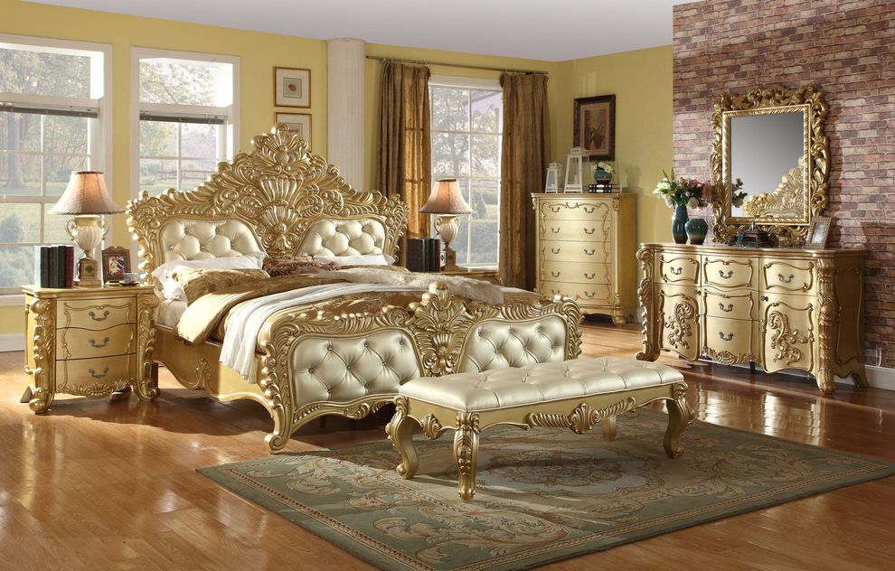Gold finish traditional style bedroom by Meridian