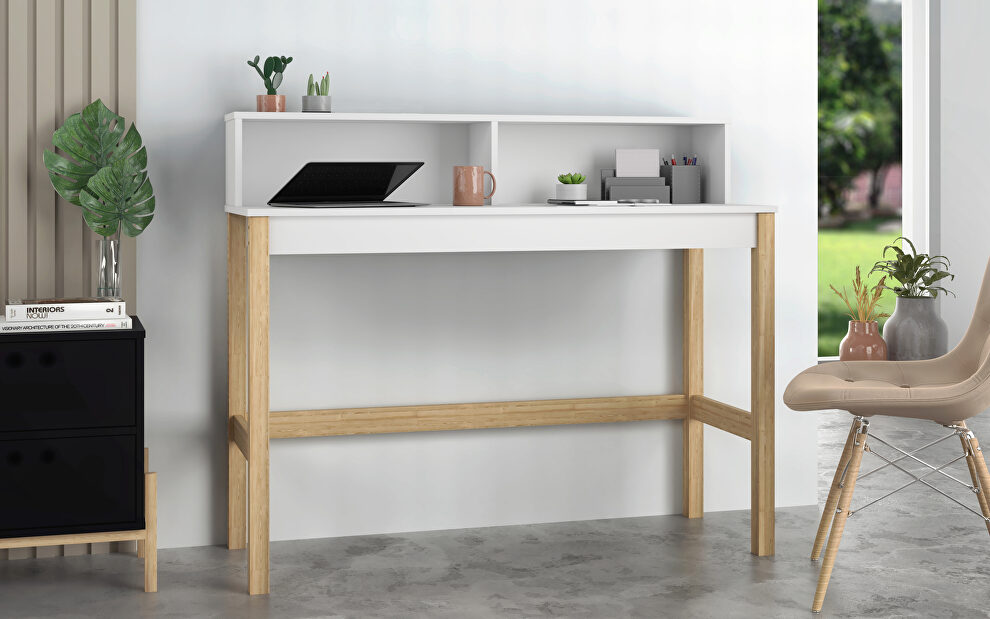 Desk in white and oak by Manhattan Comfort