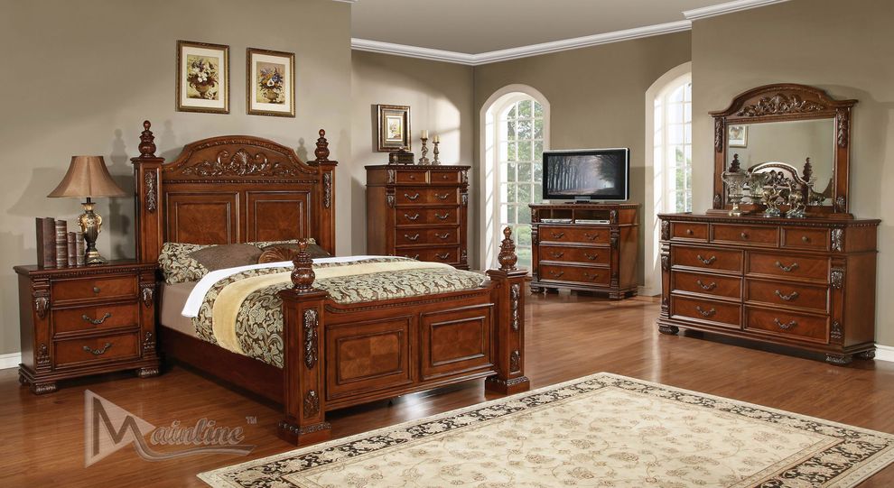 Poster bed in classic style cherry by Mainline