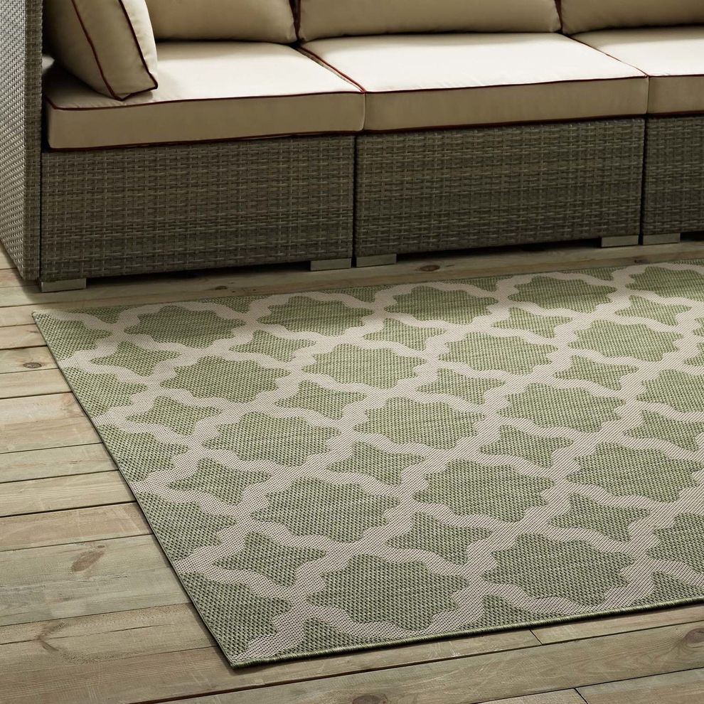Indoor/outdoor moroccan trellis 8x10 area rug by Modway