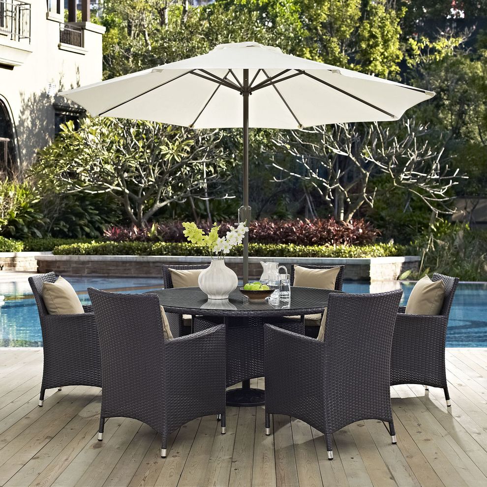 8PCS outside/patio round dining set by Modway