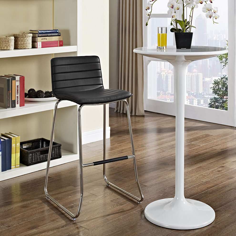Bar stool in black by Modway