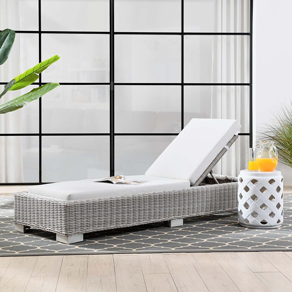 Outdoor patio wicker rattan chaise lounge in light gray/ white by Modway