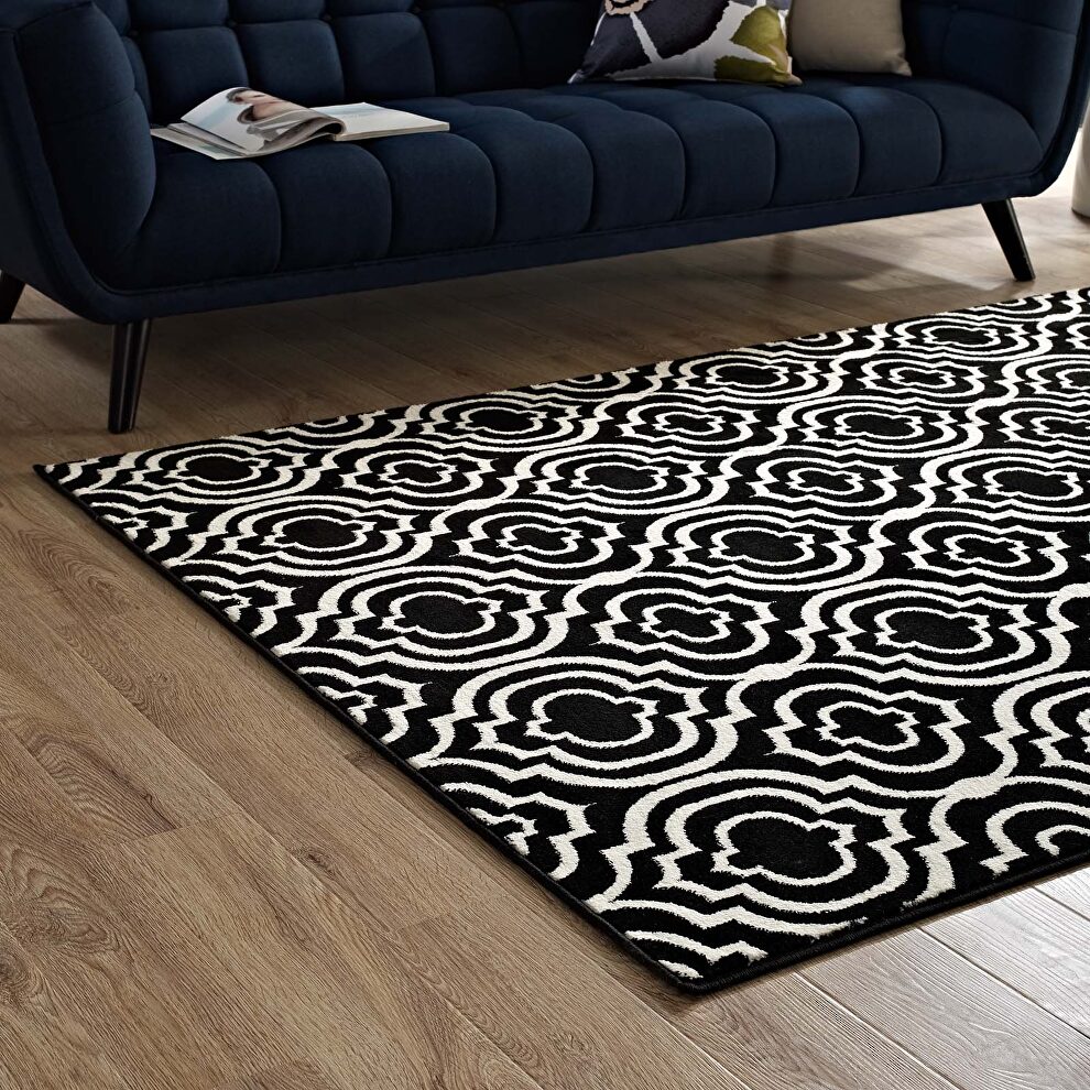 Transitional moroccan trellis area rug in black and white by Modway