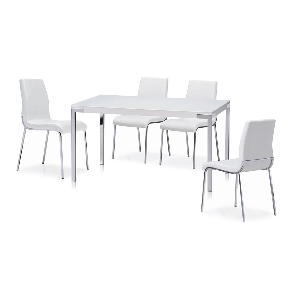 Casual style dining table in white by New Spec