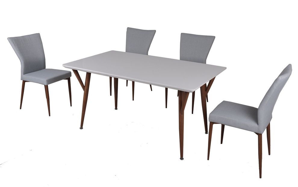 60-inch rectangular high gloss modern table by New Spec