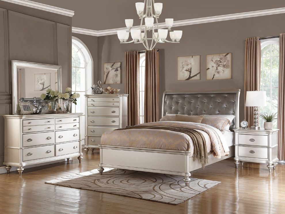 Platform queen bed in royal majestic silver finish by Poundex