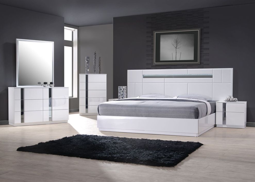 White lacquered high gloss platform king bed by J&M