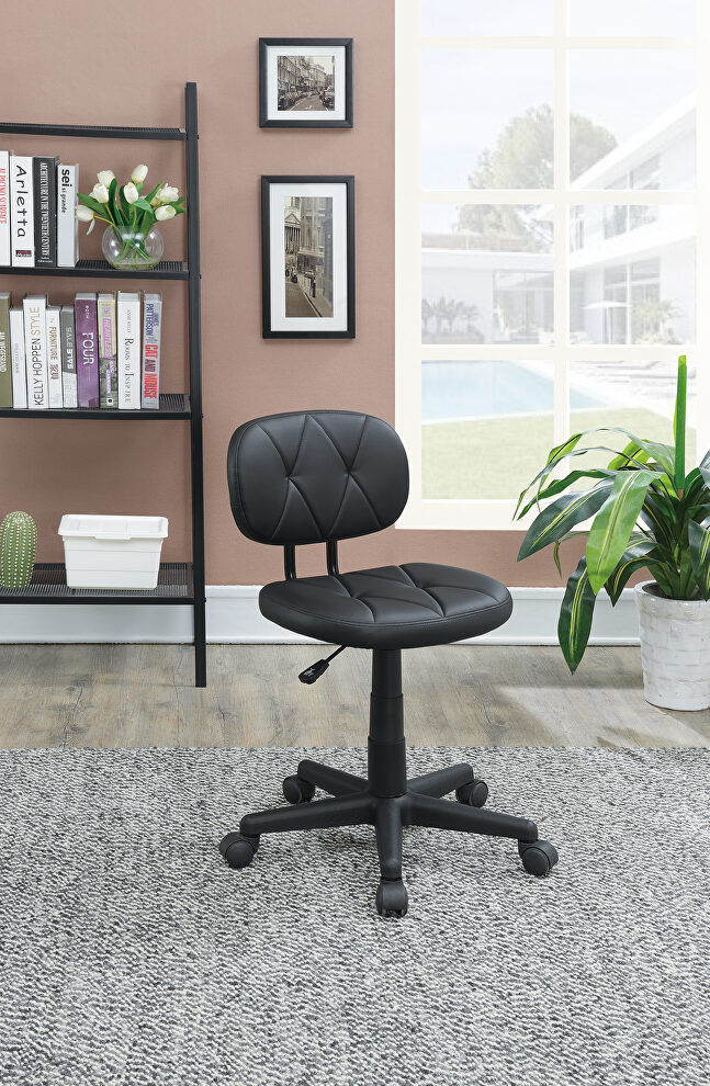 Black pu leather simple office chair by Poundex