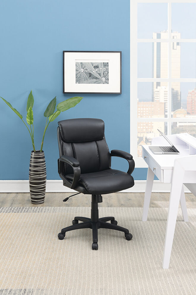 Black pu leather office chair by Poundex