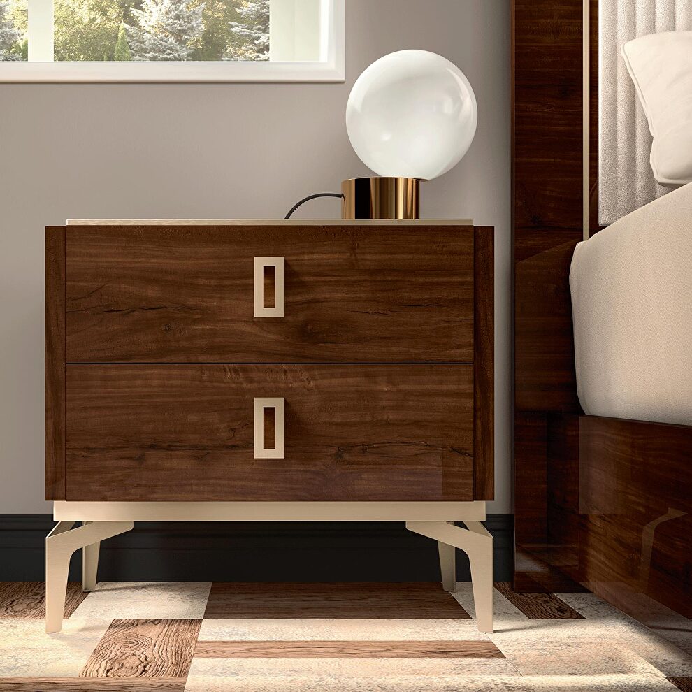 Walnut finish night stand made in Italy by Status Italy