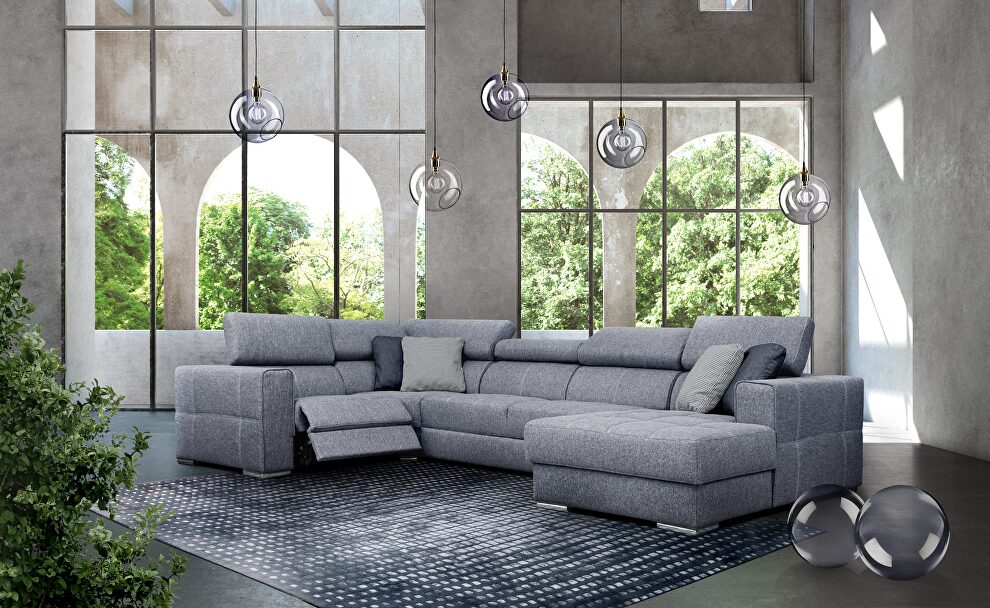 Casual style recliner contemporary sectional w/ bed by Stella