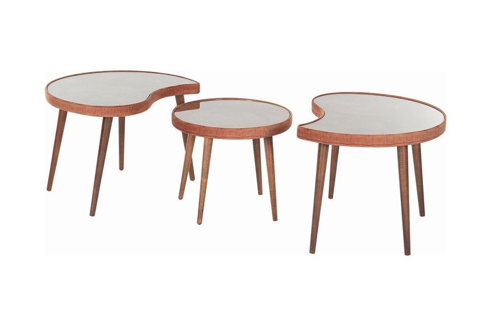 Wood nesting tables set by Istikbal