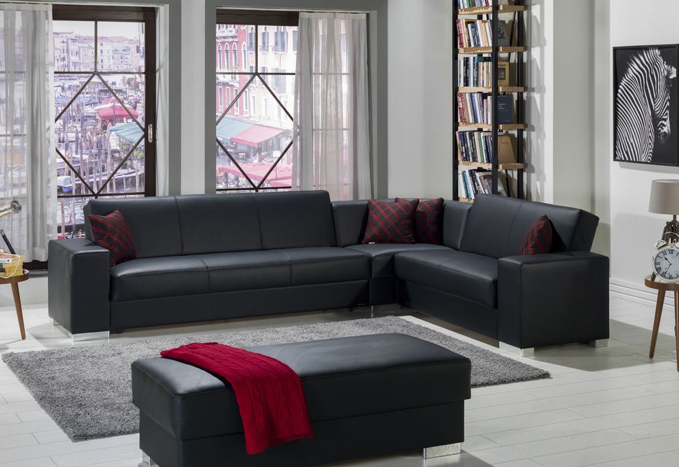 Modular 3pcs sectional sofa in black pu leather by Istikbal