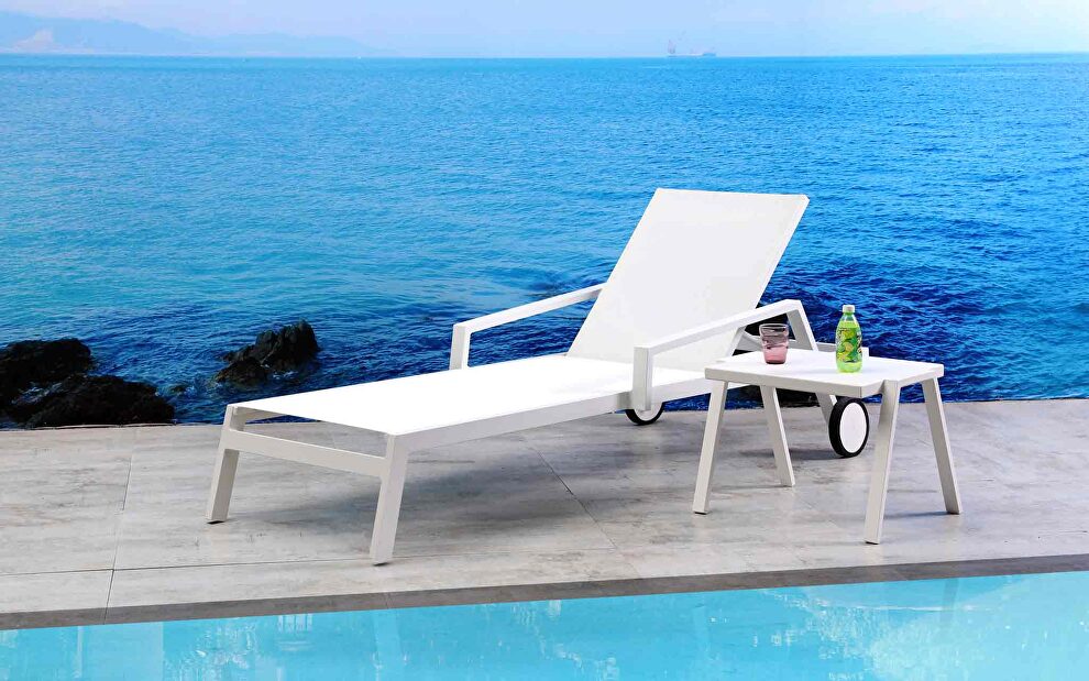 Bondi outdoor chaise lounge  aluminium matte white color by Whiteline 