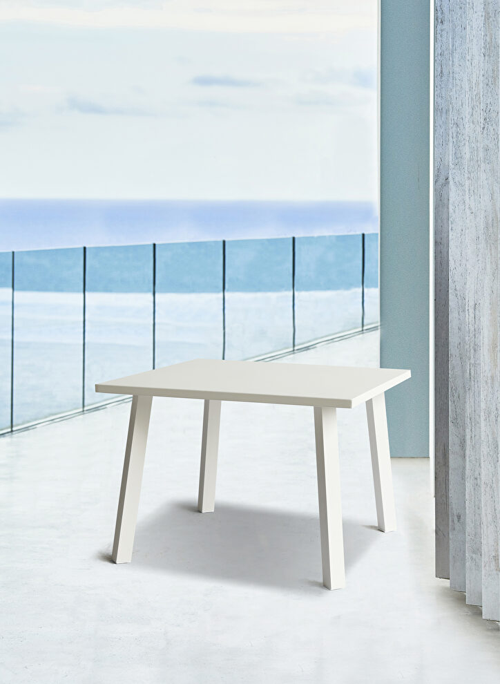 Indoor/outdoor matte white aluminum square dining table by Whiteline 