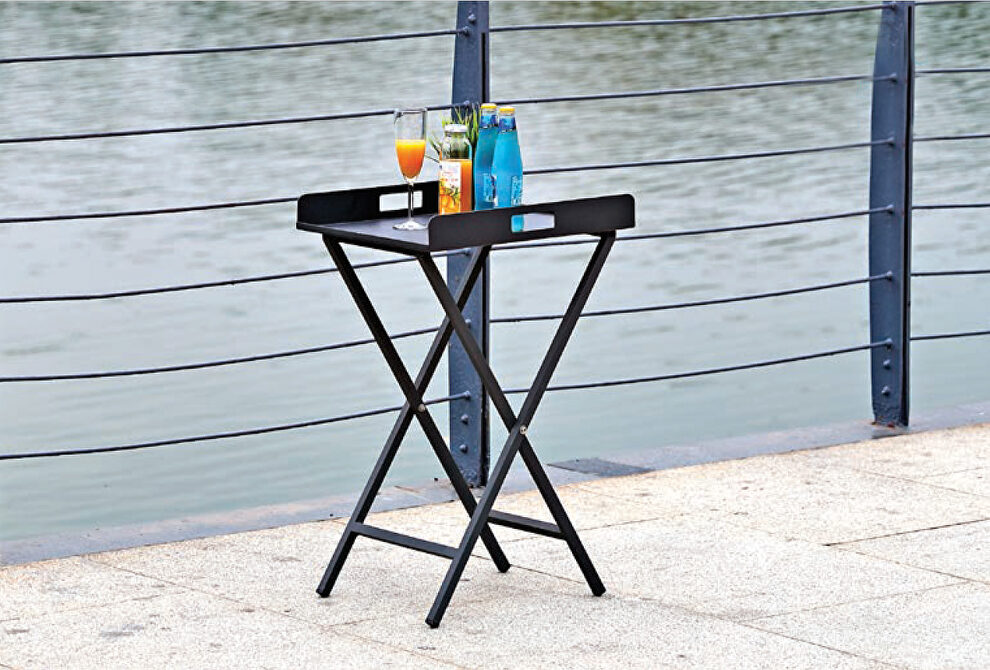 Indoor/outdoor tray side table with alum plate and stand by Whiteline 