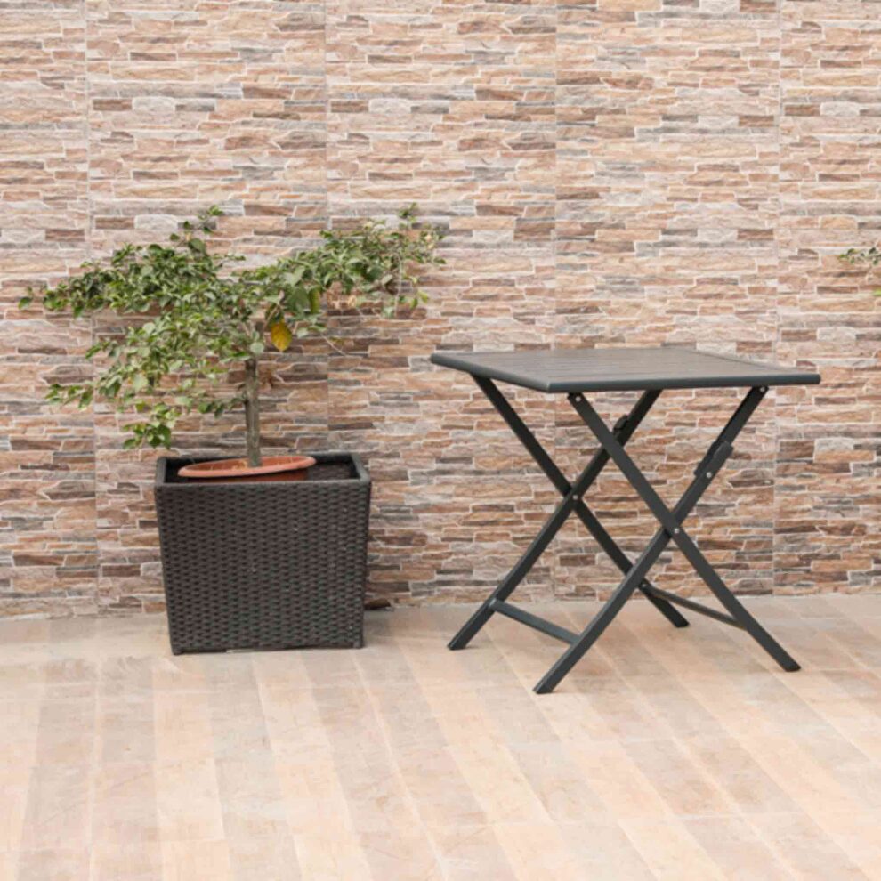 Indoor/outdoor steel side table by Whiteline 