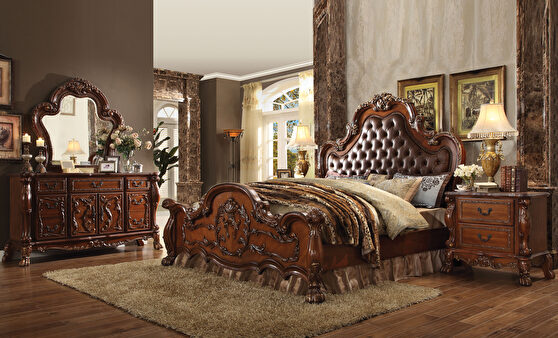 Cherry oak classic style bedroom set w/ wood accents