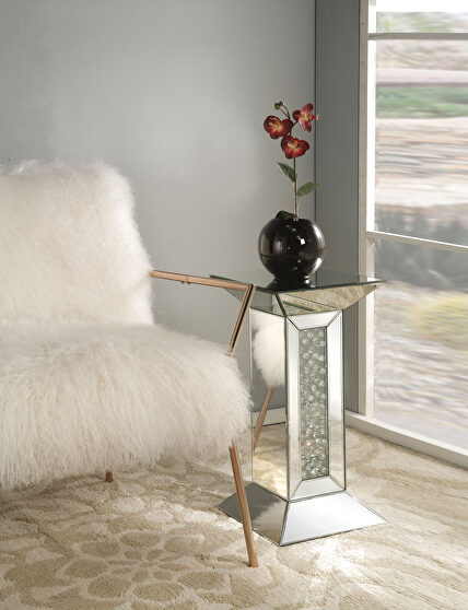 Mirrored & faux crystals pedestal stand
