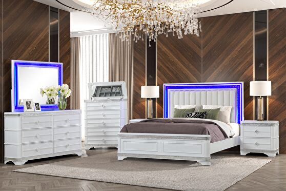 Glam style modern king bed w/ headboard led
