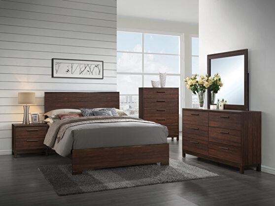 Transitional rustic tobacco queen bed