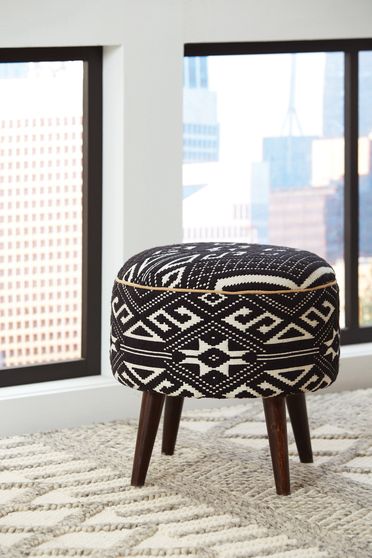 Accent stool in black / white pattern