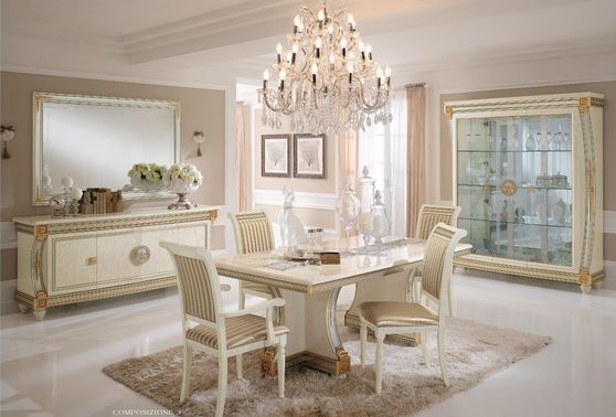 Arredoclassic Italy collection dining table