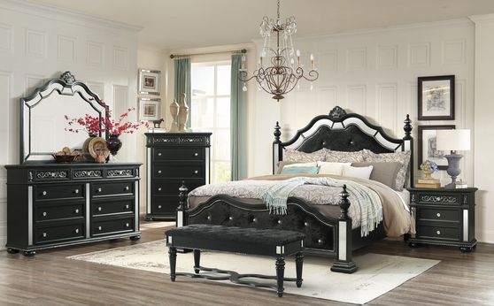 Black tranditional style mirrored accents bed set
