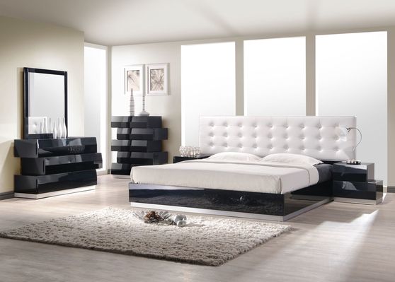 Black lacquer/white high-gloss king bed set