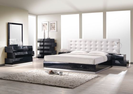 Black lacquer/white high-gloss modern platform bed