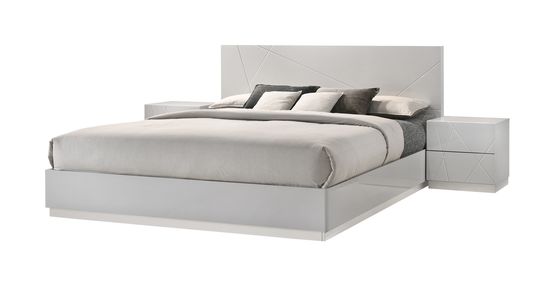 Contemporary high-gloss king bed in light gray