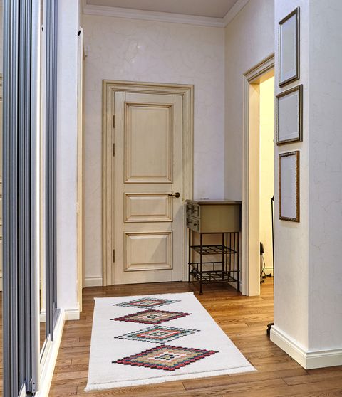 FEZ 2'7 x 4'7 Modern Moroccan White area rug