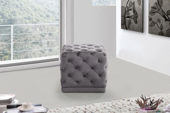Gray square stool / ottoman in velvet fabric