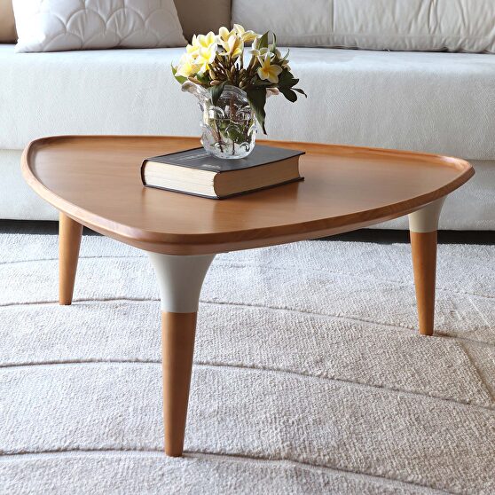Triangle coffee table in cinnamon and off white