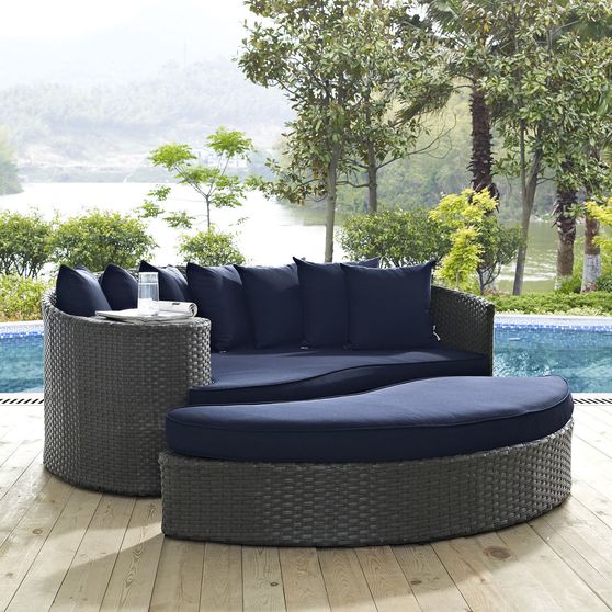 Patio/outdoor daybed + ottoman oval set