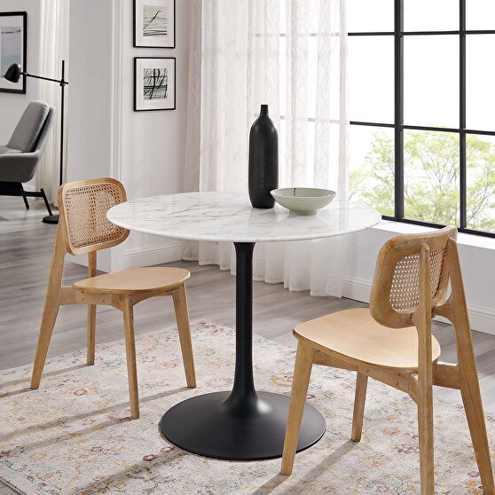 Round artificial marble dining table in black white