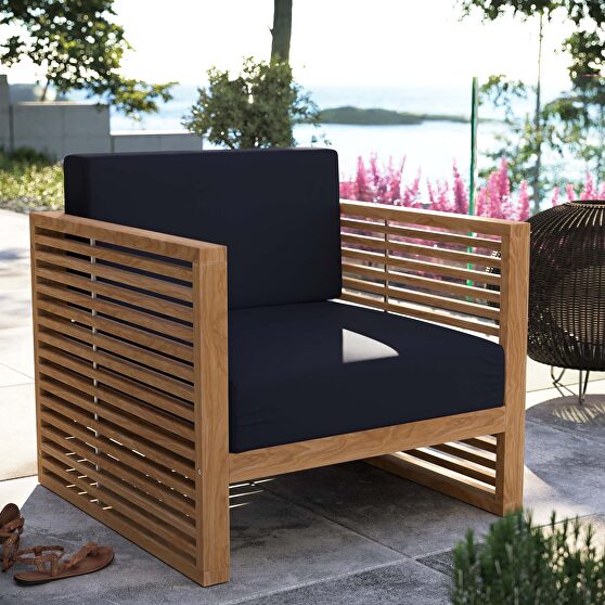 Teak wood outdoor patio armchair in natural/ navy
