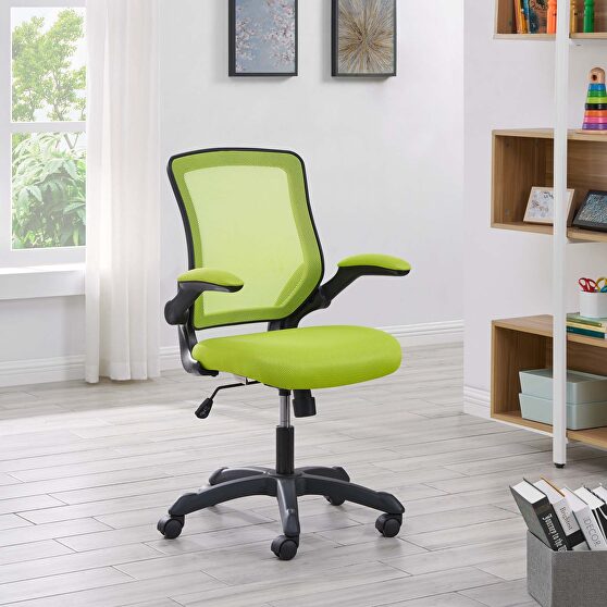 Veer mesh office chair in green