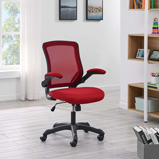 Veer mesh office chair in red