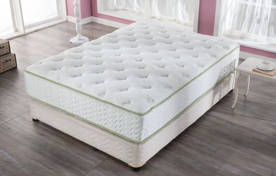 Luxury queen mattress with bonel spring system